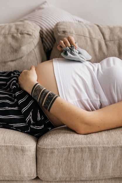 Какие выделения идут при беременности на ранних сроках