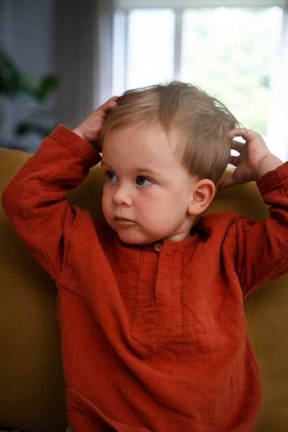 Причины боли в ушах у ребенка при простуде