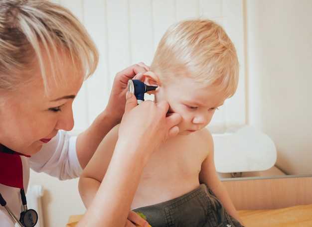 Удаление серной пробки в ухе у ребенка: основные причины и безопасные методы очистки