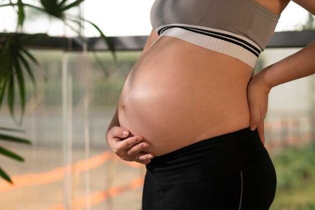 Почему живот становится твердым при беременности?